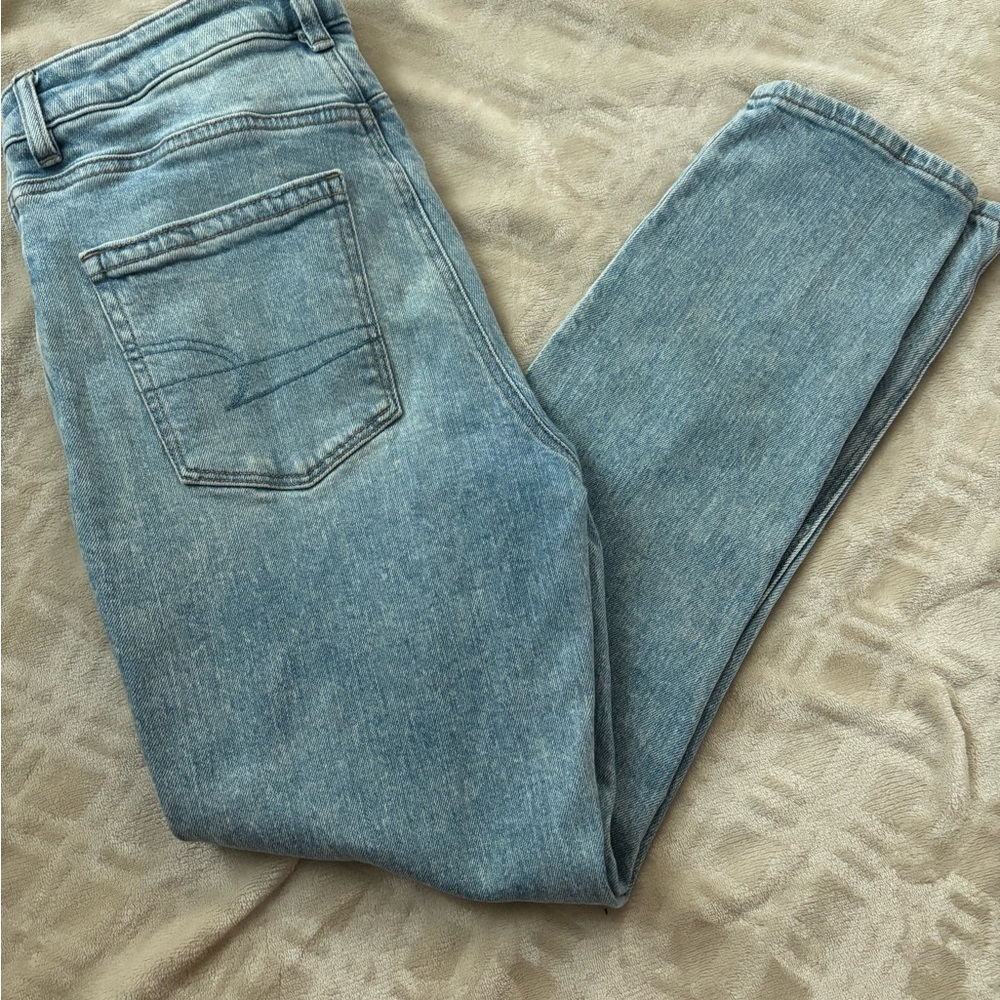 American Eagle Outfitters Light Blue Denim Jeans